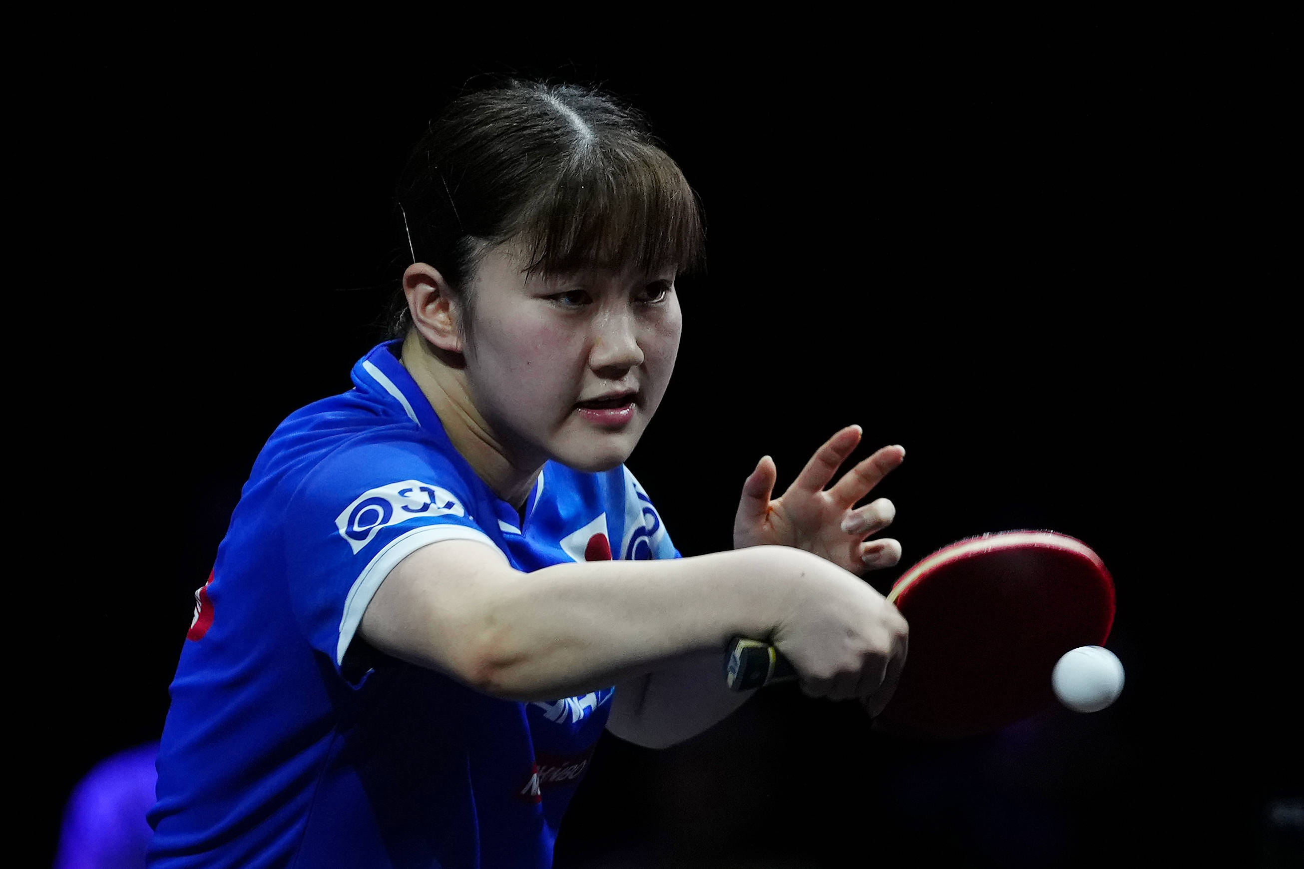 通过对球员 通过对球员