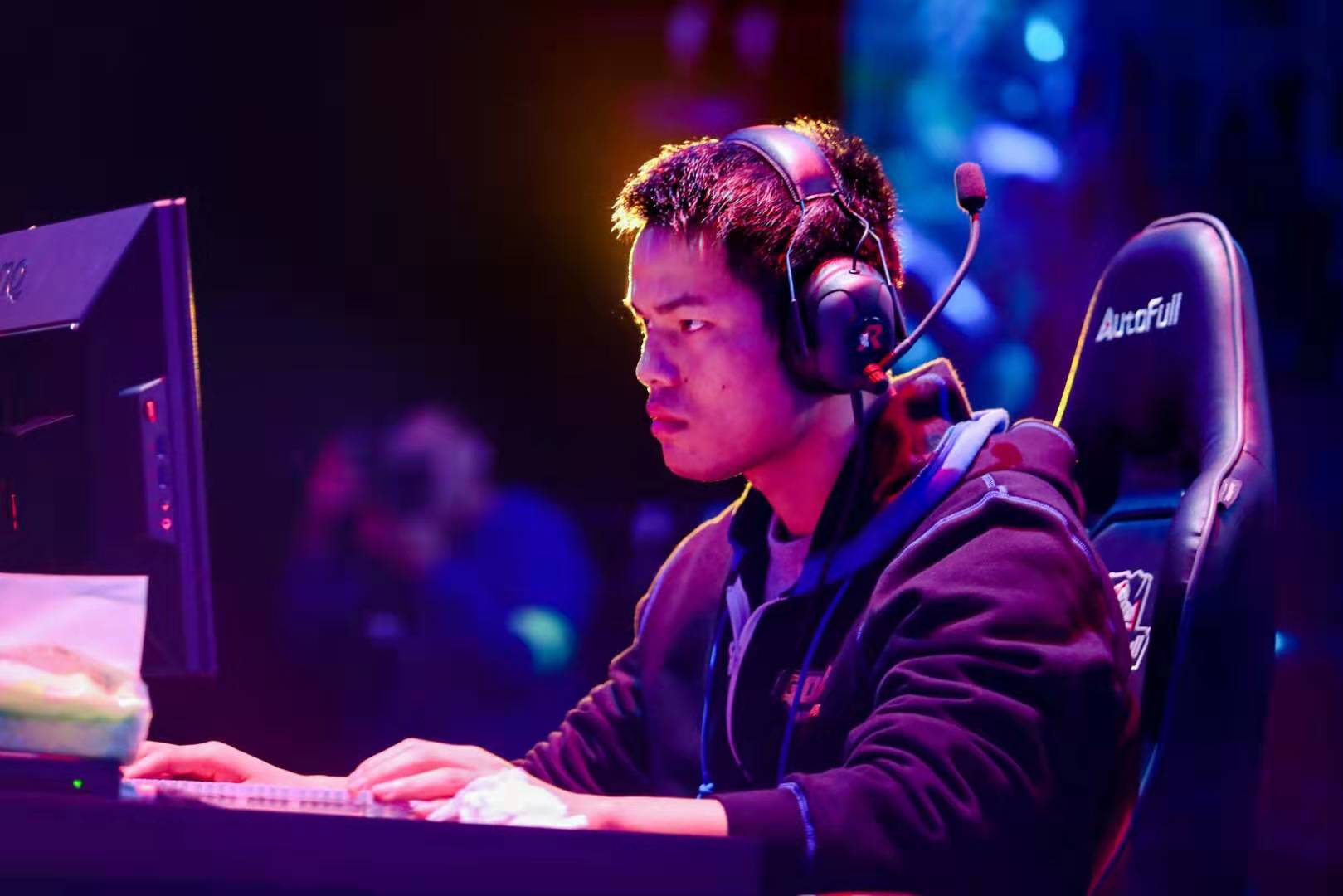 持续发展和 持续发展和